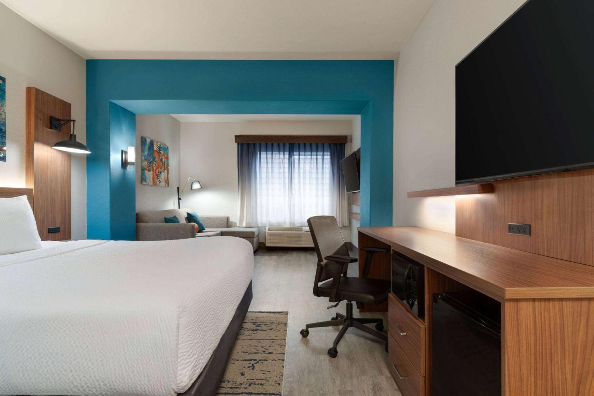 La Quinta By Wyndham Stephenville Exterior photo